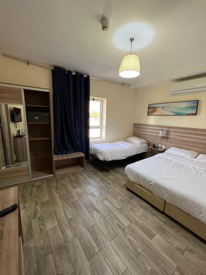 La Riva Hotel Aqaba Extérieur photo