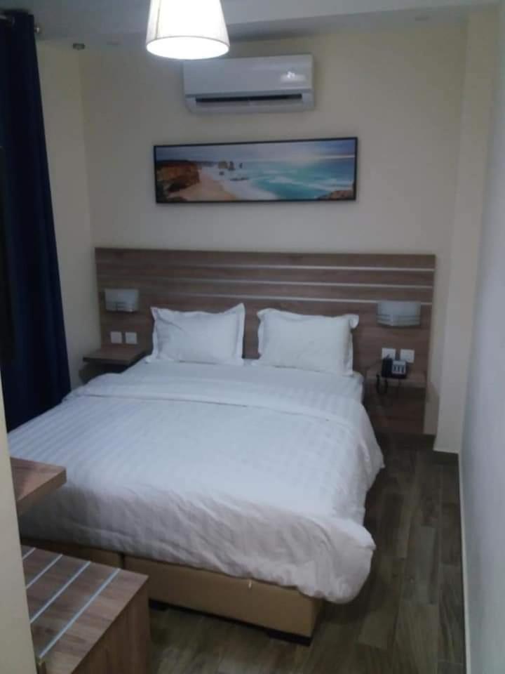 La Riva Hotel Aqaba Extérieur photo